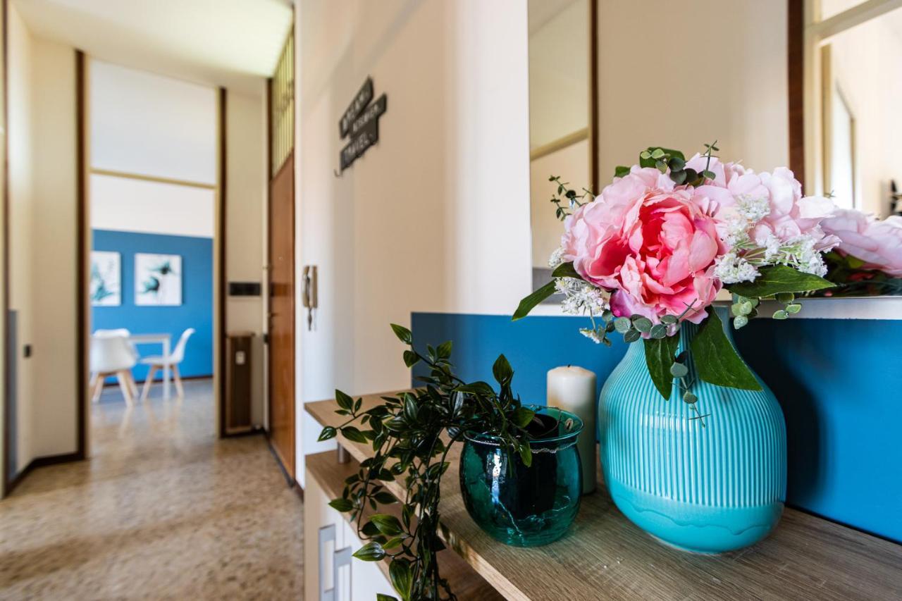 Blue Wave Apartment Arona - Lago Maggiore Exterior foto