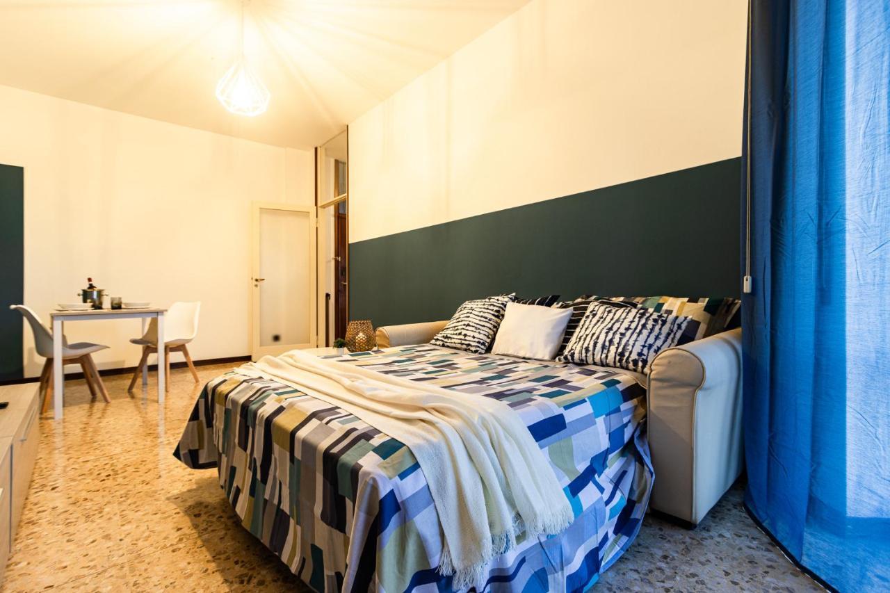 Blue Wave Apartment Arona - Lago Maggiore Exterior foto